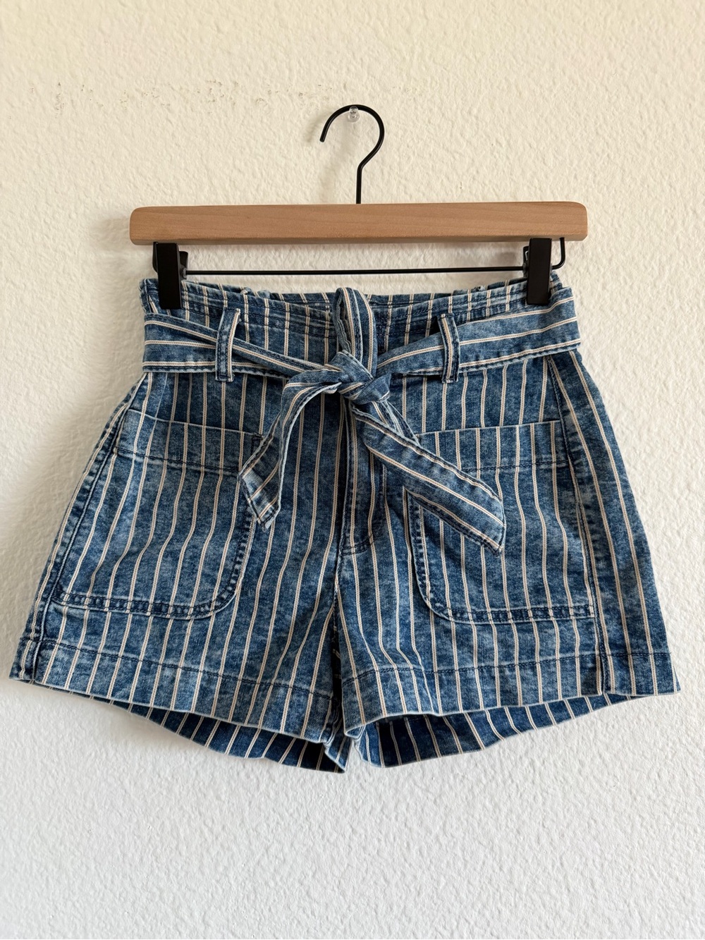 american eagle high-waist striped tie-belt shorts